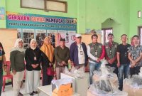 Tim monitoring Kecamatan Cibitung bersama unsur Forkopimcam dan Lurah Wanasari Ujang melakukan pemantauan tahapan Pilkades Desa Muktiwari. Dalam kegiatan tersebut, tim turut memastikan kesiapan logistik dan pelaksanaan Pilkades berjalan sesuai ketentuan serta tetap aman dan kondusif.
