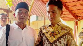 Koordinator Wilayah Bolone Mase Cirebon Raya, Moh Bisri Robis, bersama Wakil Presiden Gibran Rakabuming Raka. Dok. Pribadi.