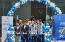 Peresmian showroom VinFast Parung, Kabupaten Bogor, Sabtu (19/9/2026), ditandai dengan prosesi pemotongan pita oleh jajaran VinFast dan Indoswiss Group. Showroom ini menjadi jaringan VinFast ke-40 di Indonesia sekaligus yang pertama di Kabupaten Bogor.