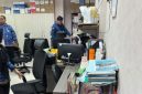 Tim Penyidik Jaksa Agung Muda Bidang Tindak Pidana Khusus (JAM PIDSUS) melakukan penggeledahan di salah satu ruangan kantor di Kota Bekasi, Kamis (17/9/2026), terkait penyidikan dugaan korupsi tata kelola KSO PT Minyak dan Gas Bumi (Perseroda) Kota Bekasi dengan PT Pertamina EP periode 2009–2024.