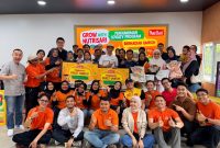 NutriSari memberikan apresiasi kepada para mitra melalui program Sahabat NutriSari Ideal. Sebanyak 22 operator terpilih dari berbagai daerah mendapatkan hadiah paket umroh sebagai bentuk penghargaan atas kontribusi dan loyalitas mereka.