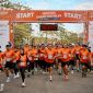 Ilustrasi suasana peserta saat mengikuti HARRIS SHARE THE MILES, ajang lari yang menggabungkan olahraga, hiburan, dan kepedulian sosial dengan semangat “Run Together, Give Together!”.