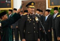 Komjen Pol. Suyudi Ario Seto saat mengikuti prosesi pengambilan sumpah jabatan di Istana Negara. (Dok. Sekretariat Presiden/Merah Putih)