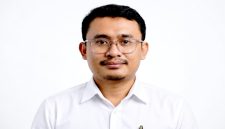 Pengamat kebijakan publik Raden Hamzaiya. (Dok. Pribadi).