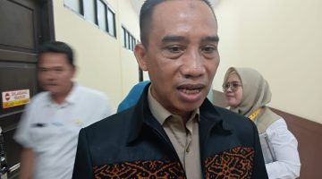Direktur Perencanaan Teknis Pembangunan Desa dan Perdesaan Ditjen PDP Kemendes PDT, Suherman, saat diwawancarai usai rapat koordinasi penanggulangan kemiskinan desa di Gedung Bappeda Kabupaten Bekasi, Rabu (7/10/2026).