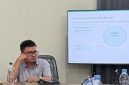 Keterangan foto: Pemerhati kebijakan publik, Raden Hamzaiya, menyoroti pentingnya perlindungan sumber daya air Gunung Ciremai dalam pembahasan rencana pengembangan energi geotermal.