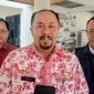Keterangan foto: Kepala Bapenda Kabupaten Bekasi, Iwan Ridwan (tengah), bersama Kabid Pengelolaan Pajak Daerah Hendra Sugiarta (kanan) dan Kabid Pengendalian dan Evaluasi Pendapatan Daerah Puji Nugraha (kiri).