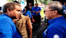 Keterangan foto: Pengamat politik Heru Subagia bersama Menteri Koordinator Bidang Pangan Zulkifli Hasan.