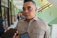 Anggota DPRD Jawa Barat, Syahrir ssat diwawancarai awak media, pada Rabu (14/10/2026).