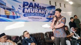Anggota DPR RI Fraksi PAN, Verrell Bramasta, saat melaksanakan reses di Kabupaten Bekasi, Rabu (14/10/2026). Dalam kegiatan tersebut, Verrell mengunjungi SDN Kertajaya 03 dan menggelar pasar murah di kantor DPD PAN Kabupaten Bekasi, sekaligus menyalurkan bantuan Program Indonesia Pintar (PIP) bagi siswa.