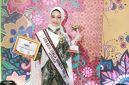 Syafiqa Dzikria Nafasya (Fiqa), remaja asal Cikarang, Kabupaten Bekasi, meraih penghargaan Kategori Berbakat dalam ajang Duta Batik Indonesia 2026 di Yogyakarta. Fiqa sebelumnya menyabet gelar Runner-up 2 Duta Batik Jawa Barat 2026.