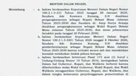 Dokumen Keputusan Menteri Dalam Negeri Nomor 100.2.1.3-3282 Tahun 2026 tentang pengesahan pengangkatan Asep Surya Atmaja sebagai Bupati Bekasi untuk sisa masa jabatan 2025–2030 sekaligus pemberhentian dari jabatan Wakil Bupati Bekasi. Keputusan ditetapkan di Jakarta pada 19 Oktober 2026.