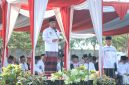  Plt Bupati Bekasi, dr. Asep Surya Atmaja, menyampaikan sambutan dalam peringatan Hari Santri Nasional 2026 di Pondok Pesantren Thariq Bin Ziyad, Grand Cikarang City, Kabupaten Bekasi, Kamis (22/10/2026).
