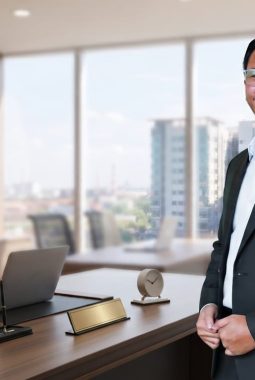 Mohamad Ikhfar Tsalahuddin Jabat Assistant Director of Sales Harper Cikarang