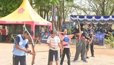 Kejuaraan panahan yang digelar Lanud El Tari dalam rangka HUT ke-81 TNI di Kupang, Nusa Tenggara Timur, 24–25 Oktober 2026. Kegiatan ini menjadi bagian dari pembinaan atlet muda dan pengembangan potensi olahraga daerah. (Istimewa).