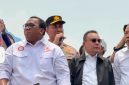 Kapolri Jenderal Polisi Suyudi Ario Seto mengapresiasi massa buruh yang menyampaikan aspirasi di depan Gedung DPR RI, Jakarta, Selasa (6/10/2026).