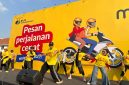 Maxim Unity Fest di Bandung Indah Plaza menghadirkan berbagai kegiatan hiburan, termasuk zumba, lomba mewarnai, night walk, dan live music.