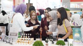 Cosmobeauté Indonesia 2026 kembali menghadirkan beragam produk, teknologi, inovasi, dan program industri kecantikan di ICE BSD City, Tangerang.