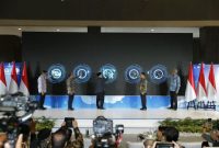 Pameran Periklindo Electric Vehicle Show (PEVS) 2026 resmi dibuka di JIExpo Kemayoran, Jakarta, Kamis (29/10/2026), dengan menghadirkan berbagai merek kendaraan listrik dan teknologi mobilitas berkelanjutan.